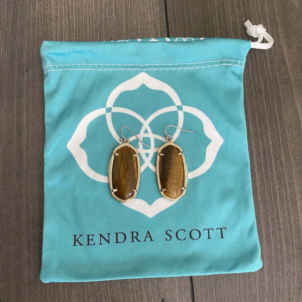 Kendra Scott brown Elle earrings